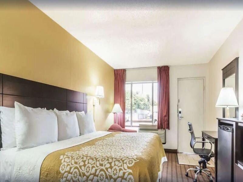 Days Inn South Fort Worth Esterno foto