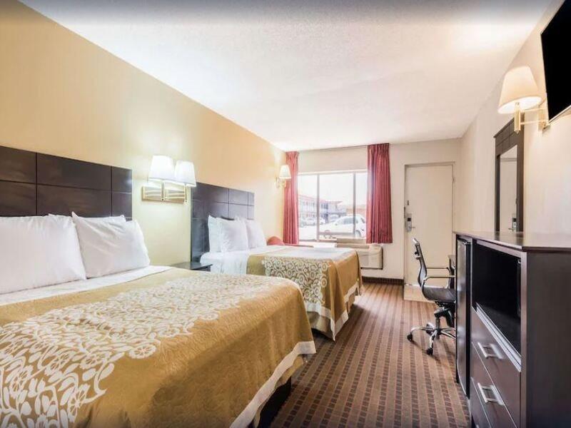 Days Inn South Fort Worth Esterno foto
